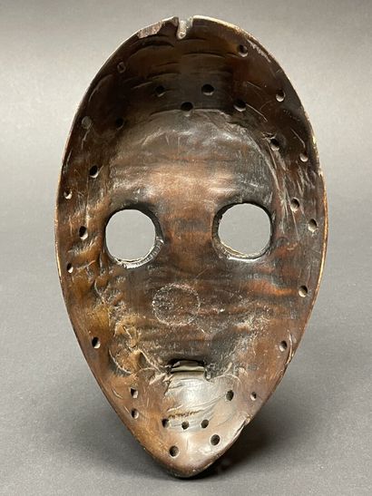 COTE D'IVOIRE Masque Dan.
Bois sculpté à...