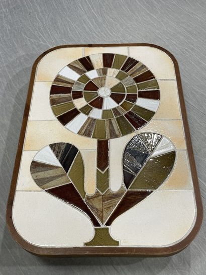 Roger CAPRON (1922-2006) : 
Table basse modèle...