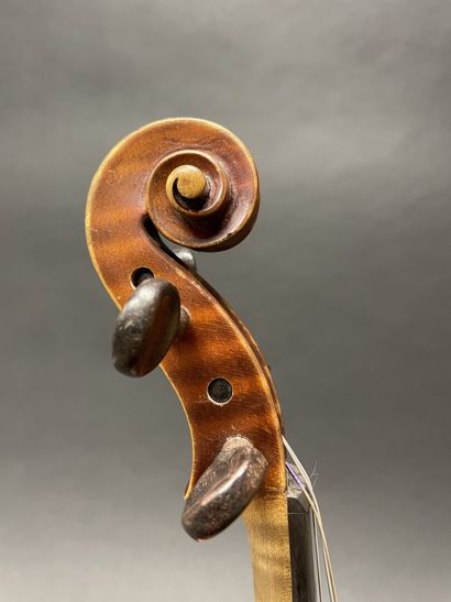 Violon portant une étiquette Audinot 1926...