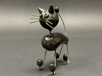 ACCOLAY 
Petit chat, 
Sculpture de la série...