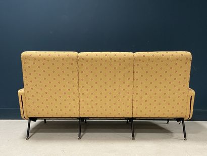 Pierre GUARICHE (1926-1995) attribué à 
Canapé...