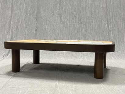 Roger CAPRON (1922-2006).
Table basse rectangulaire...
