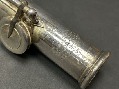 Flute traversière estampillée DJALMA JULLIOT
L....