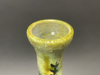 Georges CHASSIN (XX°)
Long vase en céramique...