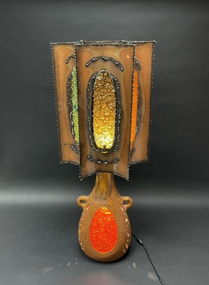 ACCOLAY 
Lampe , piétement en céramique émaillée...