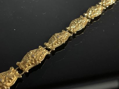 Bracelet mailles rectangulaires à décor de...