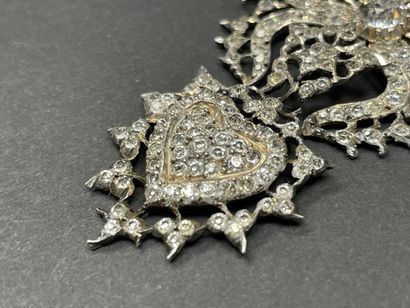 Pendentif girondole en argent et pierre blanche....