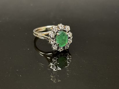 Bague marguerite en or serti, serti d'une...