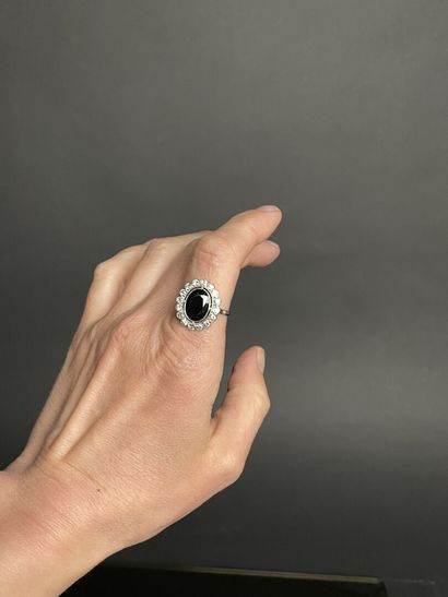 Bague marguerite en or jaune et or gris,...