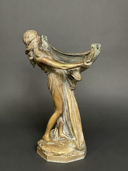 Grand miroir de table: Femme drapée au miroir....