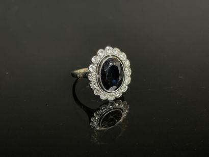 Bague marguerite en or jaune et or gris,...