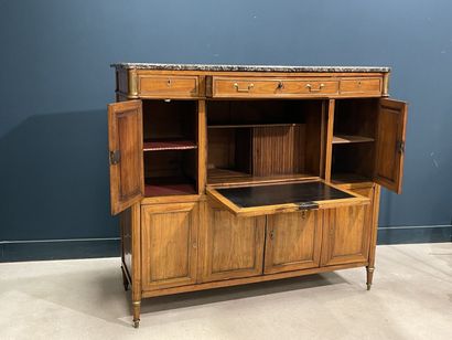 Cabinet de travail formant secrétaire en...