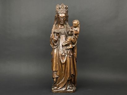 Vierge en chêne sculpté.
XVII°
H: 71 cm
...