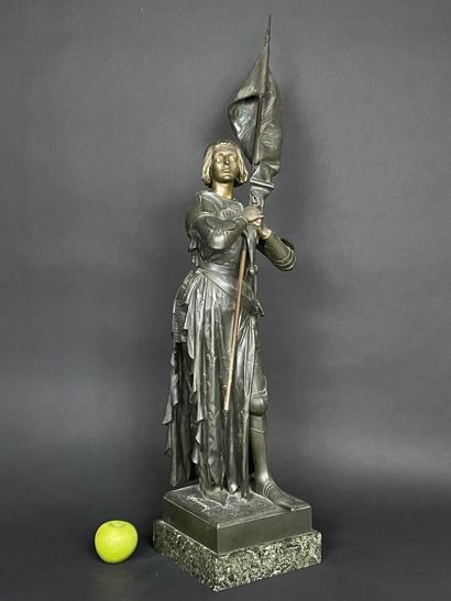 André VERMARE d'après
Sainte Jeanne d'arc
Sculpture...