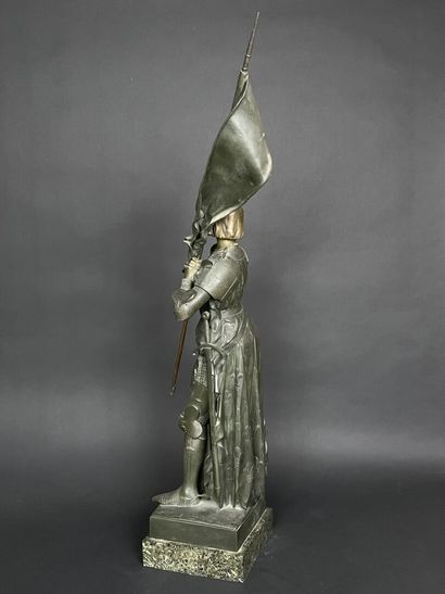 André VERMARE d'après
Sainte Jeanne d'arc
Sculpture...