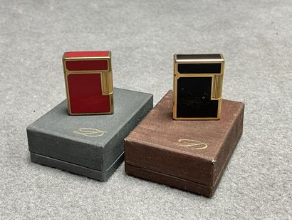 DUPONT: deux briquets en laque japonaises...