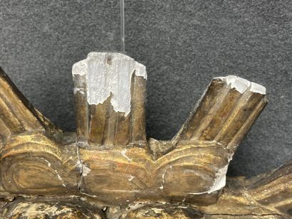 Violin mirror, wood and gilded stucco frame,...