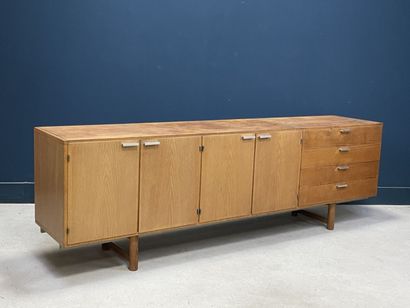 Buffet en enfilade, en placage de teck et...