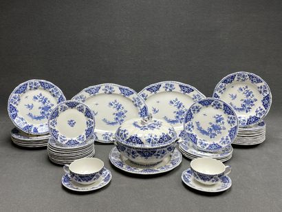 GIEN Service de table en faïence modèle Delft,...
