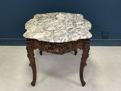 Middle table in richly carved patinated oak
Marble...