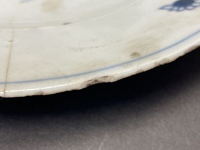 Five porcelain plates from China 18th c.
D....