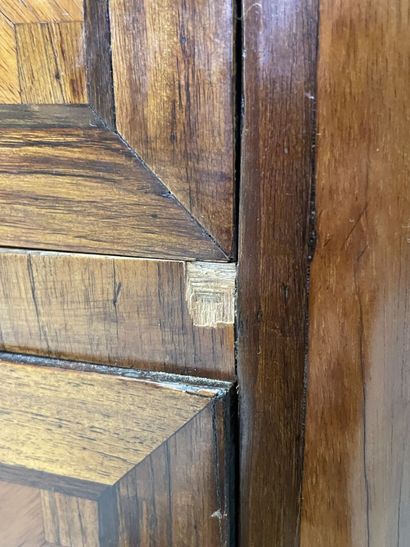 Semainier in walnut and satinwood, opening...