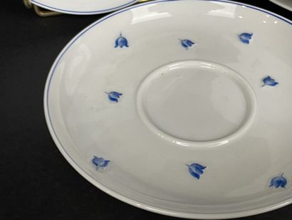 LALIQUE modèle Muguet
Partie de service de...