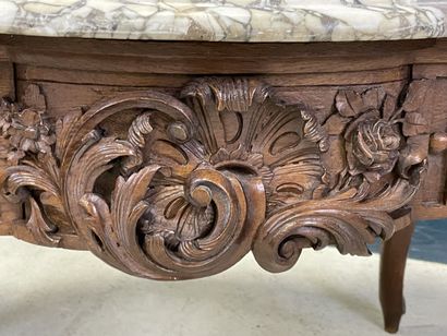 Middle table in richly carved patinated oak
Marble...