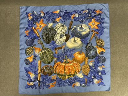 Hermès Paris: Carré en soie
Citrouilles et...