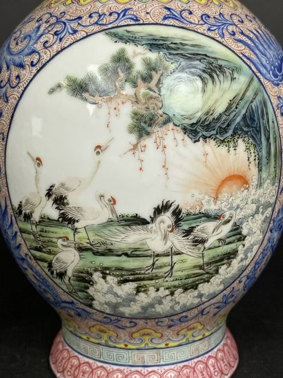 Porcelain vase with pink family polychrome...