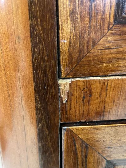 Semainier in walnut and satinwood, opening...