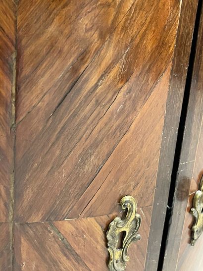 Satin-finish frieze, curved front and marble...
