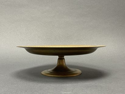 Ferdinand LEVILLAIN (1837-1905) 
Coupe à...