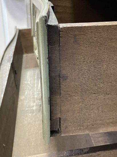 Oak chest of drawers opening to four drawers...