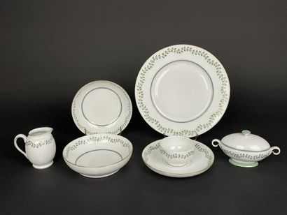 LALIQUE Partie de service à café 