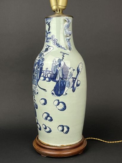 Large blue porcelain vase, late 19th century,...