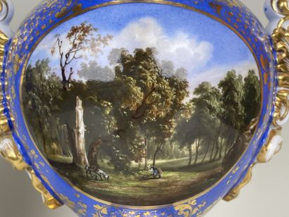 Paire de vases sur piédouche sur socle en...
