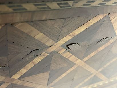 Sloping desk inlaid with lattice work, opening...