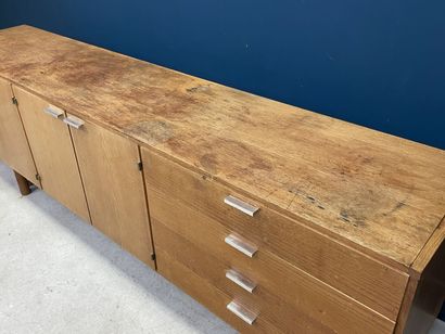 Buffet en enfilade, en placage de teck et...