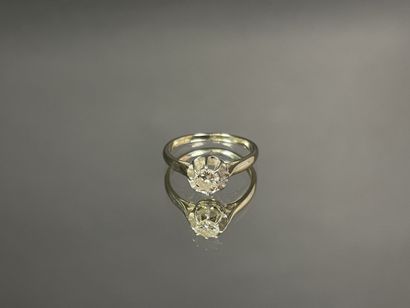 Bague solitaire en or et diamant. 
0,35 ct....