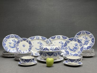 GIEN Service de table en faïence modèle Delft,...