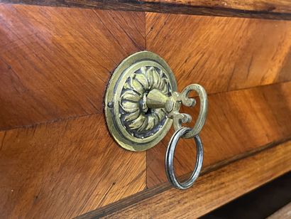 Semainier in walnut and satinwood, opening...