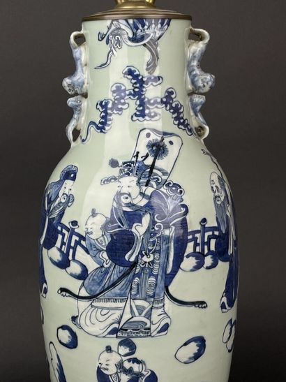 Large blue porcelain vase, late 19th century,...