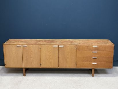 Buffet en enfilade, en placage de teck et...