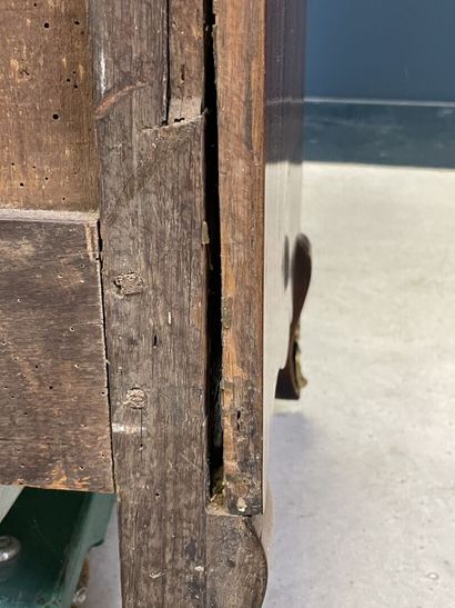 Semainier in walnut and satinwood, opening...
