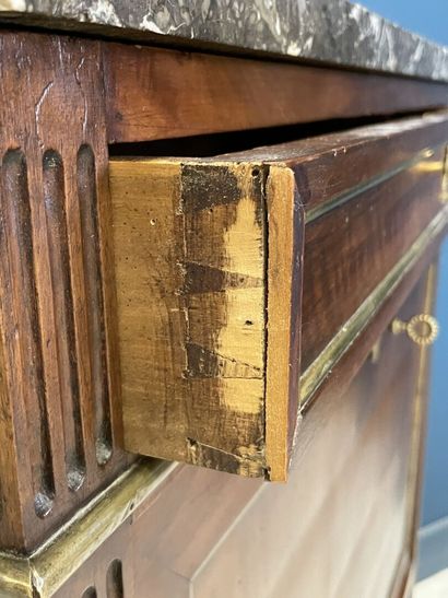 Mahogany veneered straight desk, grey veined...