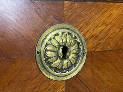 Semainier in walnut and satinwood, opening...