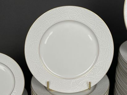 LALIQUE modèle Damassé
Partie de service...