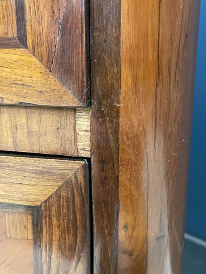 Semainier in walnut and satinwood, opening...