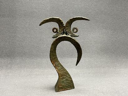 Sculpture en fer soudé et patiné.
H: 36 ...